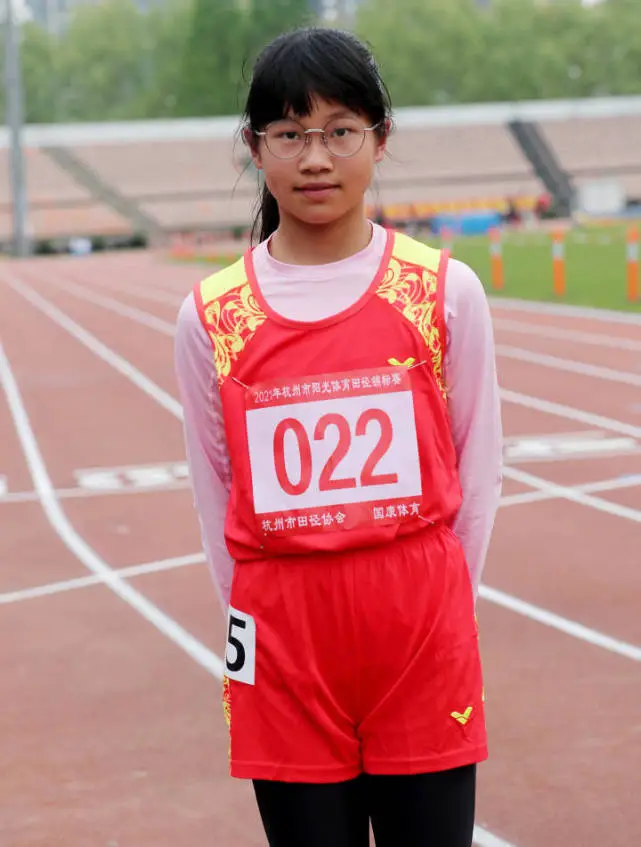 如何通过力量训练改善篮球运动员的速度和敏捷性?_0